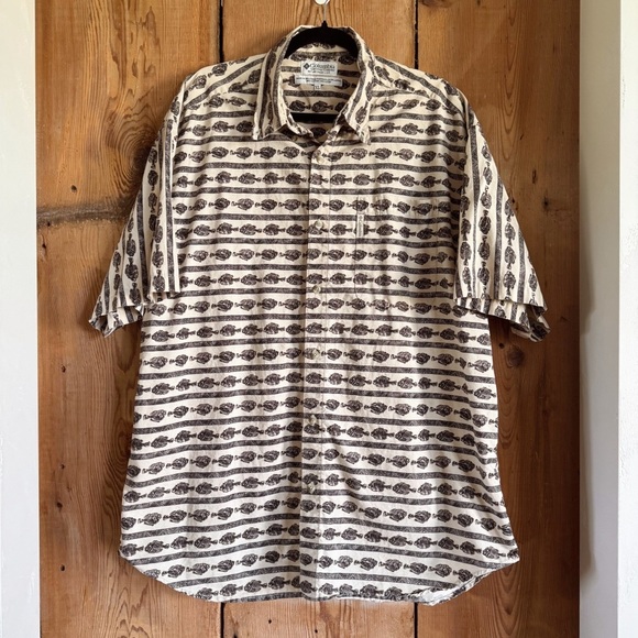 Sz XL Vtg Columbia Beige & Black Skeletal Flounder Button Down Fisherman Shirt - Picture 1 of 5
